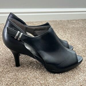 Lifestride comfort 3 1/2" Heel Open Toe 8.5 very comfortable NWOT